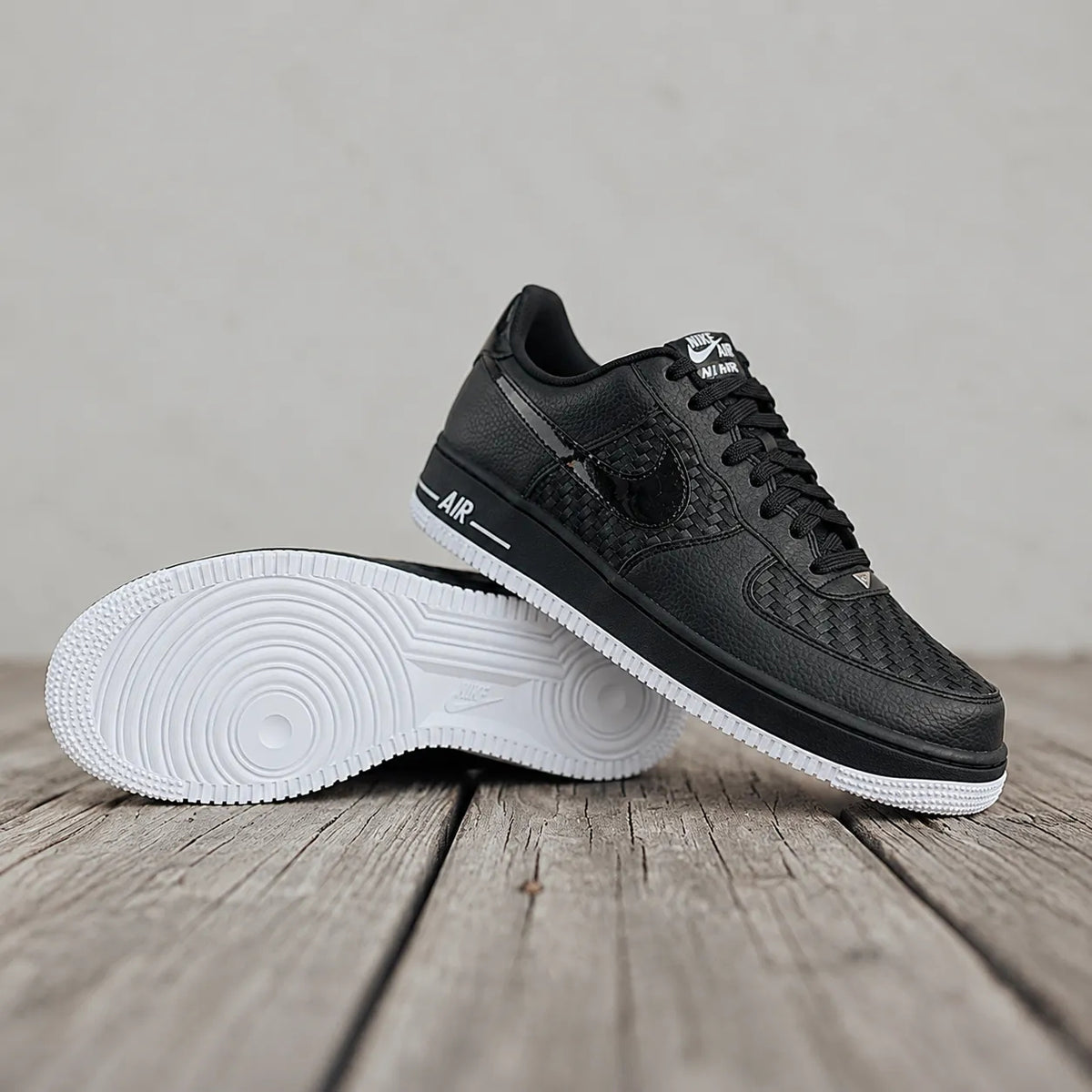 AF1 Classic Sneakers