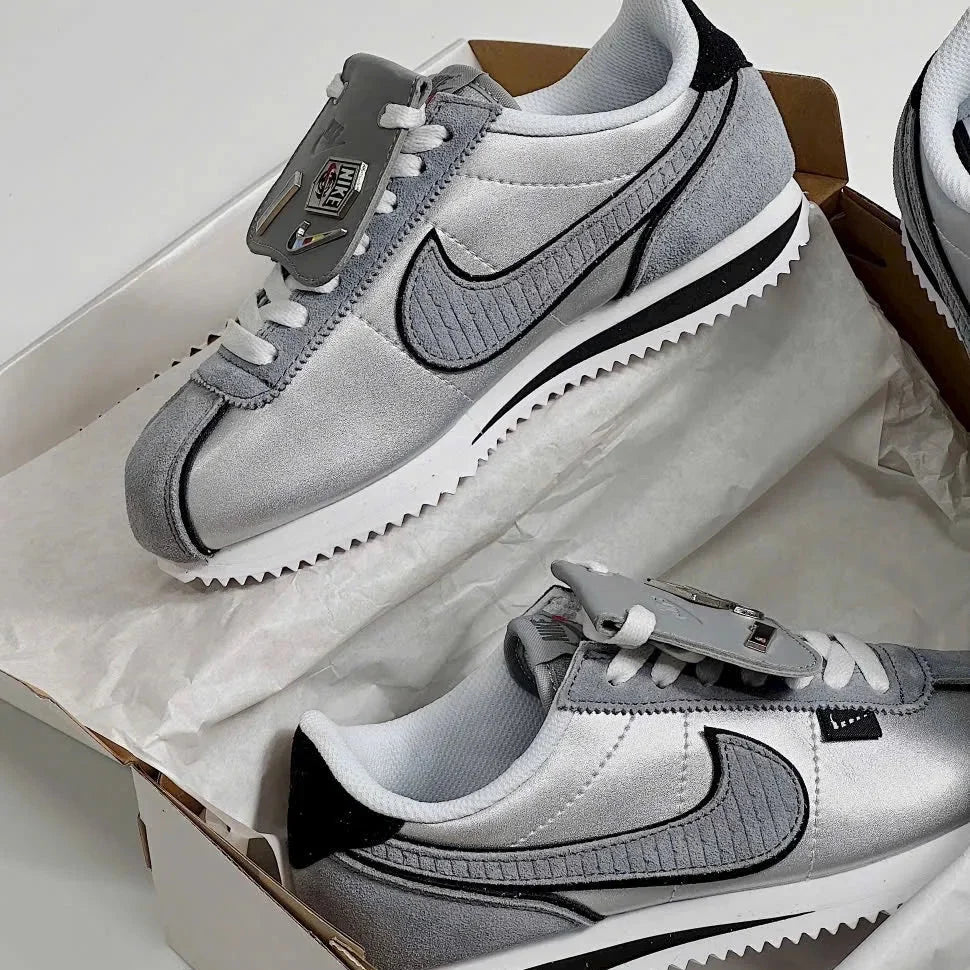 Cortez Petals United Silver